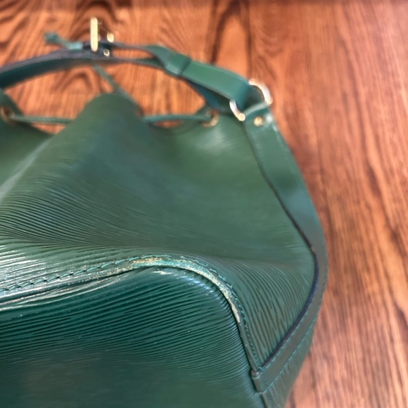 Vintage Louis Vuitton Epi Petit Noe - Picture 16 of 16